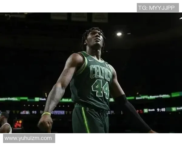 埃奇库姆险些暴扣米罗获赞下一个卡特的荣耀时刻 埃奇库姆险些暴扣米罗获赞下一个卡特的荣耀时刻