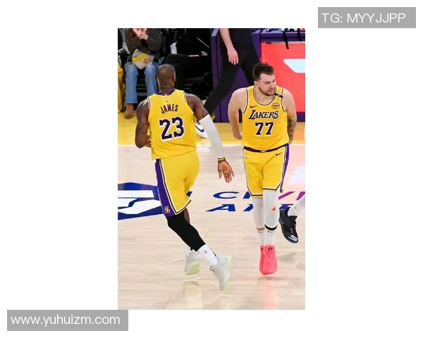 爱德华兹43+9+6东契奇38分 森林狼险胜湖人夺赛点 爱德华兹43+9+6东契奇38分 森林狼险胜湖人夺赛点