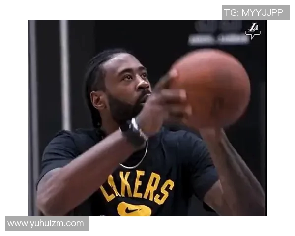 Skip:勒布准在“养伤”期间偷偷练了 他上半场竟然进了两个三分 Skip:勒布准在“养伤”期间偷偷练了 他上半场竟然进了两个三分