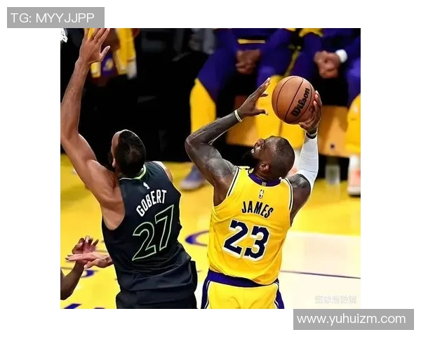 里夫斯:轮换不足的情况下打球确实很难 我们每个人都拼尽全力 里夫斯:轮换不足的情况下打球确实很难 我们每个人都拼尽全力