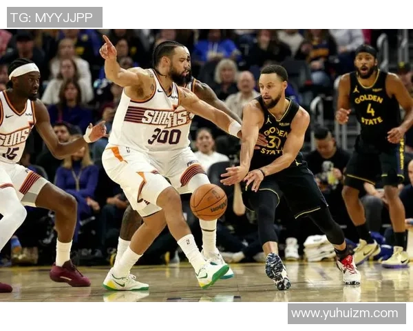 库里率勇士复仇太阳！轰28+10+6献制胜上篮末节14分终结复出3连败